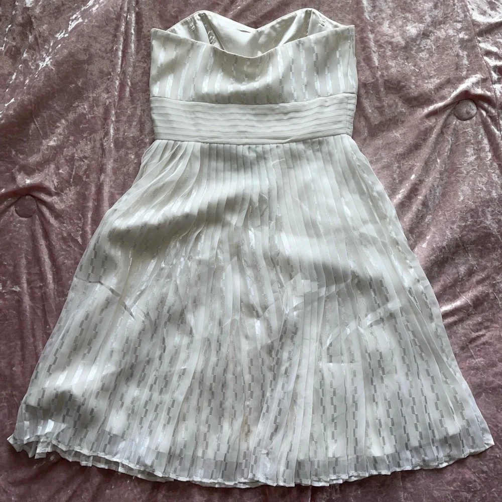 White House Black Market Chiffon Pleated Dress (6) - Picture 2 of 11